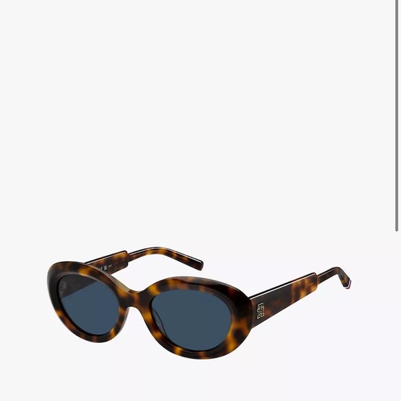 Tommy Hilfiger Modern Prep Oval Sunglasses - Picture 1 of 4